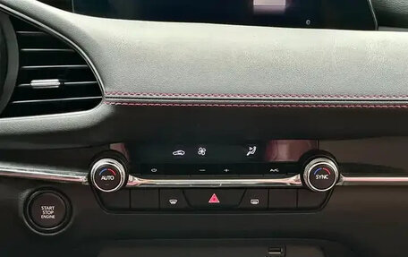 Mazda 3, 2022 год, 1 800 500 рублей, 16 фотография