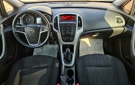 Opel Astra J, 2010 год, 395 000 рублей, 8 фотография