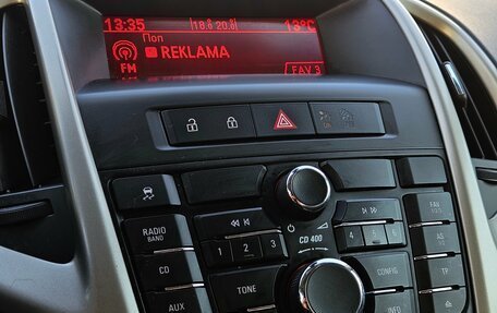 Opel Astra J, 2010 год, 395 000 рублей, 15 фотография