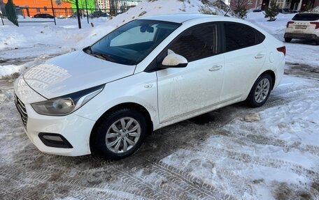 Hyundai Solaris II рестайлинг, 2019 год, 1 230 000 рублей, 2 фотография