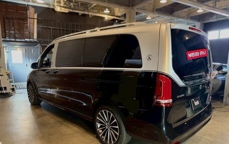 Mercedes-Benz V-Класс, 2022 год, 13 900 000 рублей, 5 фотография