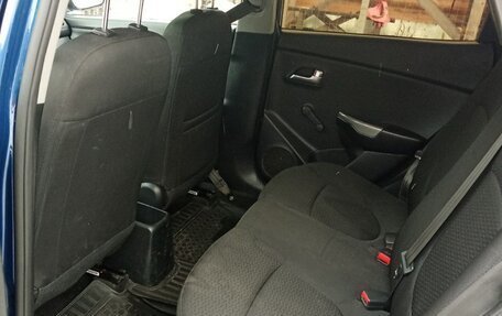 KIA Rio III рестайлинг, 2015 год, 900 000 рублей, 6 фотография