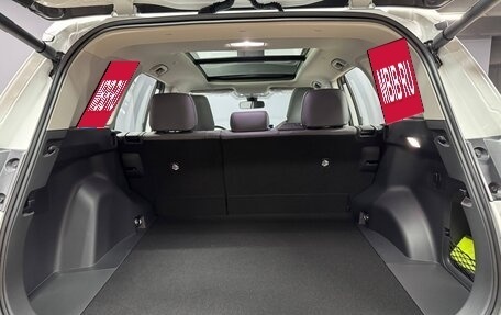 Toyota RAV4, 2025 год, 4 977 700 рублей, 8 фотография