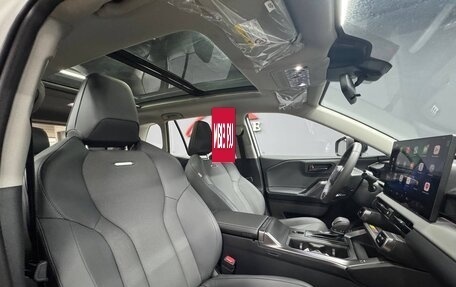 Toyota RAV4, 2025 год, 4 977 700 рублей, 11 фотография