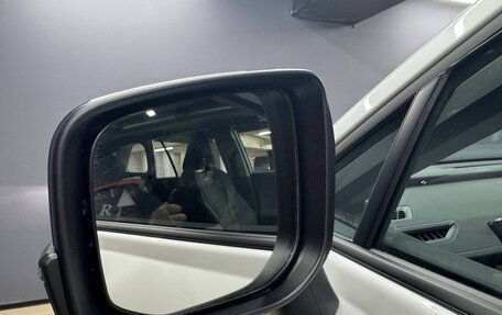 Toyota RAV4, 2025 год, 4 977 700 рублей, 15 фотография