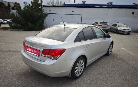 Chevrolet Cruze II, 2010 год, 600 000 рублей, 6 фотография
