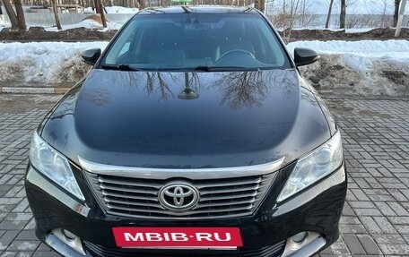 Toyota Camry, 2014 год, 1 650 000 рублей, 12 фотография