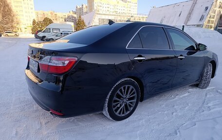 Toyota Camry, 2015 год, 1 888 000 рублей, 4 фотография