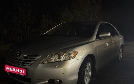 Toyota Camry, 2007 год, 1 250 000 рублей, 4 фотография