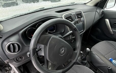 Renault Logan II, 2016 год, 699 000 рублей, 4 фотография