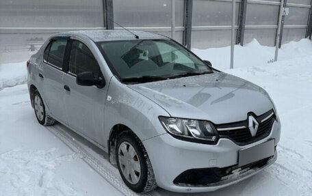 Renault Logan II, 2016 год, 699 000 рублей, 3 фотография