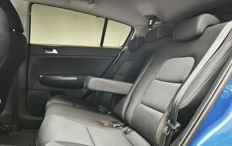 KIA Sportage IV рестайлинг, 2020 год, 2 400 000 рублей, 14 фотография