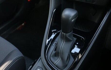 Toyota Yaris, 2022 год, 1 490 007 рублей, 17 фотография