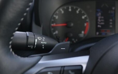 Toyota Yaris, 2022 год, 1 490 007 рублей, 22 фотография