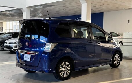 Honda Freed I, 2011 год, 999 000 рублей, 4 фотография