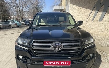 Toyota Land Cruiser 200, 2013 год, 3 750 000 рублей, 1 фотография