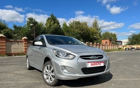 Hyundai Solaris II рестайлинг, 2012 год, 755 000 рублей, 1 фотография