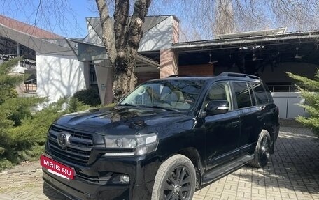 Toyota Land Cruiser 200, 2013 год, 3 750 000 рублей, 2 фотография