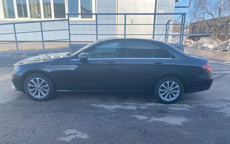 Mercedes-Benz E-Класс, 2019 год, 2 550 000 рублей, 7 фотография