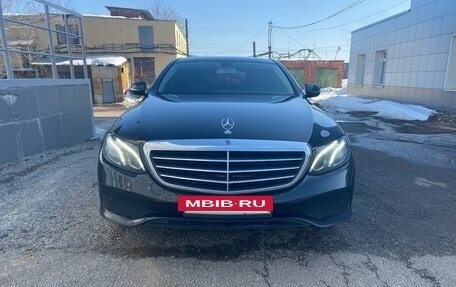 Mercedes-Benz E-Класс, 2019 год, 2 550 000 рублей, 11 фотография