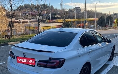 BMW 5 серия, 2012 год, 1 650 000 рублей, 2 фотография