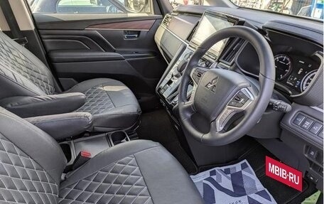 Mitsubishi Delica D:5 I, 2022 год, 3 080 000 рублей, 26 фотография