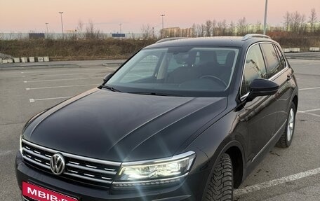 Volkswagen Tiguan II, 2017 год, 2 690 000 рублей, 2 фотография