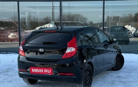 Hyundai Solaris II рестайлинг, 2015 год, 950 000 рублей, 4 фотография