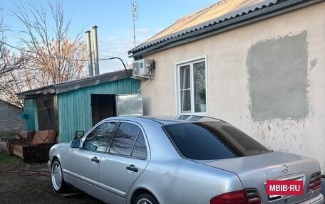 Mercedes-Benz E-Класс, 1997 год, 380 000 рублей, 8 фотография