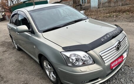 Toyota Avensis III рестайлинг, 2003 год, 800 000 рублей, 2 фотография