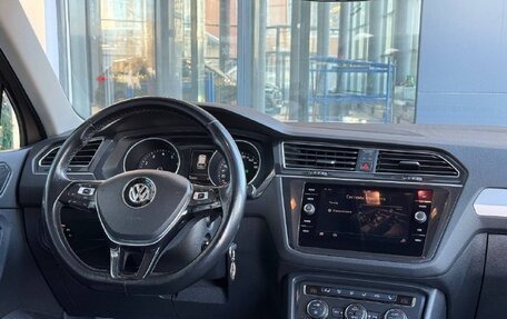 Volkswagen Tiguan II, 2017 год, 2 350 000 рублей, 9 фотография