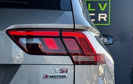 Volkswagen Tiguan II, 2017 год, 2 350 000 рублей, 29 фотография