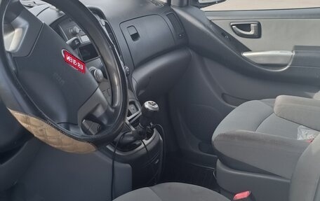 Hyundai Grand Starex Grand Starex I рестайлинг 2, 2007 год, 750 000 рублей, 9 фотография