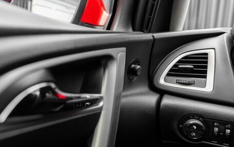 Opel Astra J, 2012 год, 779 000 рублей, 14 фотография