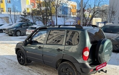 Chevrolet Niva I рестайлинг, 2016 год, 840 000 рублей, 3 фотография