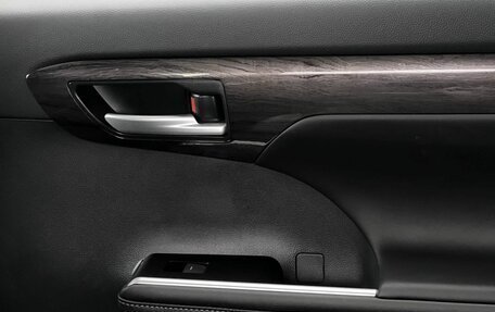 Toyota Highlander, 2025 год, 5 490 000 рублей, 29 фотография