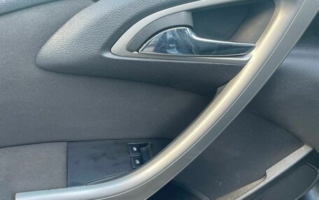 Opel Astra J, 2011 год, 644 000 рублей, 10 фотография