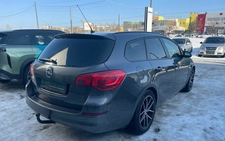 Opel Astra J, 2011 год, 644 000 рублей, 8 фотография
