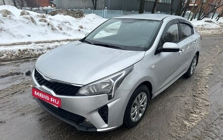 KIA Rio IV, 2021 год, 1 525 000 рублей, 5 фотография