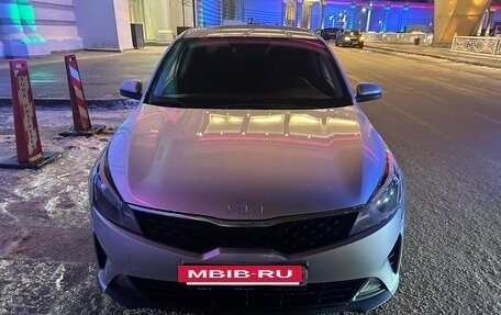 KIA Rio IV, 2021 год, 1 525 000 рублей, 3 фотография