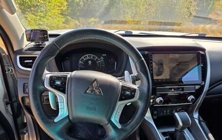 Mitsubishi Montero Sport, 2022 год, 3 966 000 рублей, 13 фотография