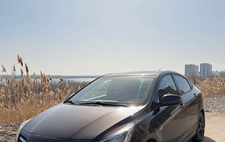 Hyundai Solaris II рестайлинг, 2016 год, 1 200 000 рублей, 2 фотография