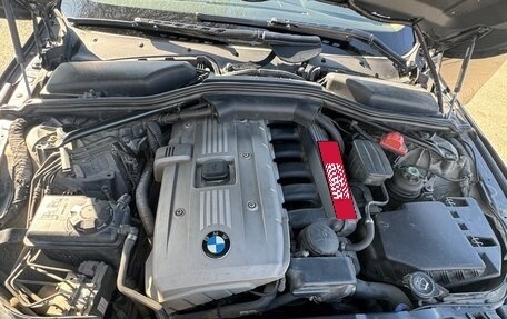 BMW 5 серия, 2005 год, 730 000 рублей, 15 фотография