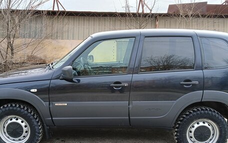 Chevrolet Niva I рестайлинг, 2016 год, 765 000 рублей, 2 фотография