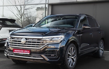 Volkswagen Touareg III, 2019 год, 6 320 000 рублей, 1 фотография