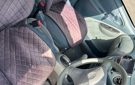 Toyota Vitz, 2001 год, 440 000 рублей, 6 фотография