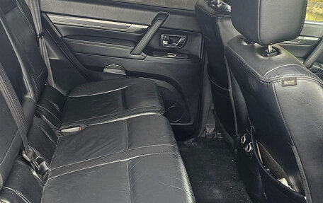 Mitsubishi Pajero IV, 2011 год, 1 820 000 рублей, 5 фотография