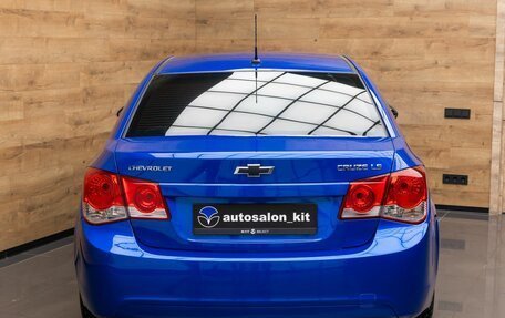 Chevrolet Cruze II, 2011 год, 669 000 рублей, 3 фотография