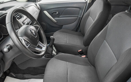 Renault Logan II, 2020 год, 849 000 рублей, 11 фотография