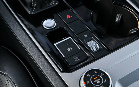 Volkswagen Touareg III, 2019 год, 6 320 000 рублей, 24 фотография